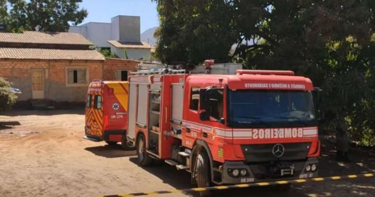 Acidente deixa cinco mortos após queda de carro em córrego em Goiás