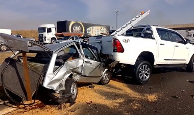 Engavetamento entre quatro carros deixa oito pessoas feridas na Rodovia Anhanguera em Sumaré